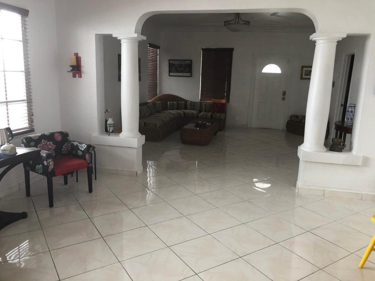 Private Suite Next To Calle Ocho Miami Zewnętrze zdjęcie