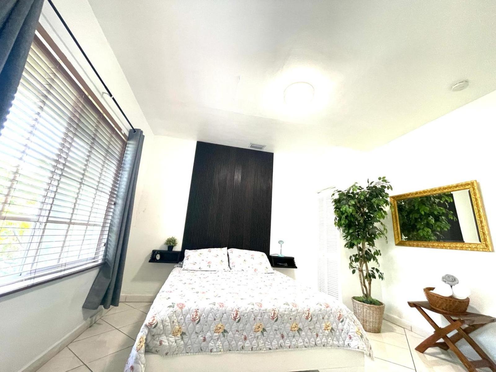 Private Suite Next To Calle Ocho Miami Zewnętrze zdjęcie
